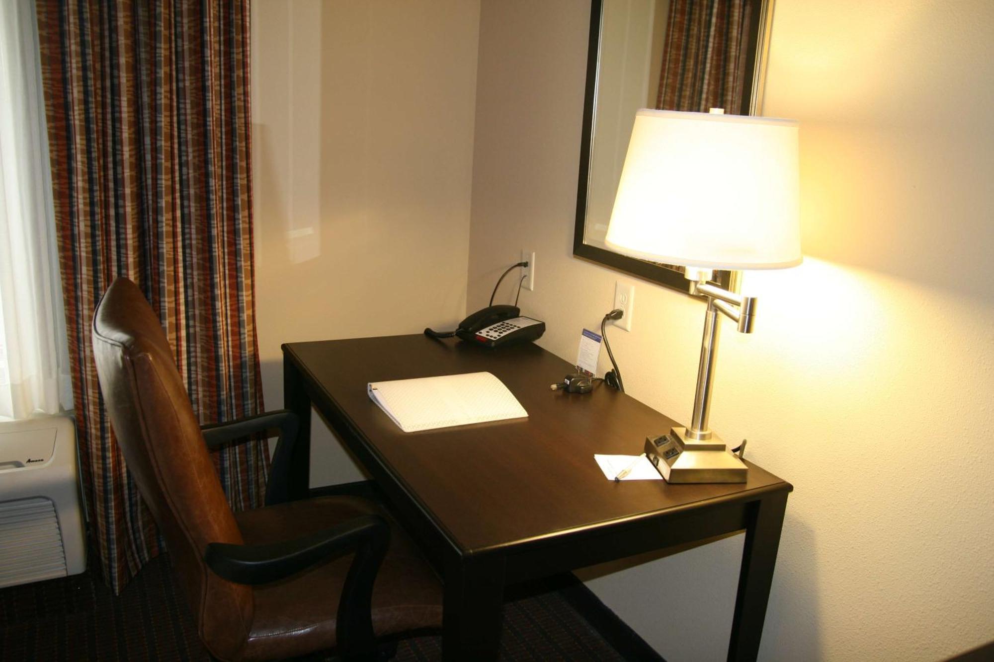 Hampton Inn La Junta Exterior foto